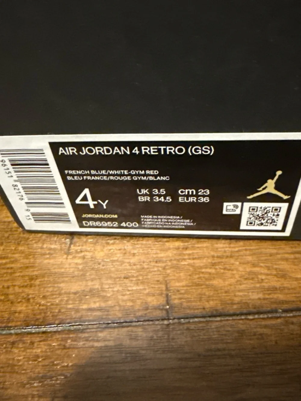 Jordan 4 Retro 